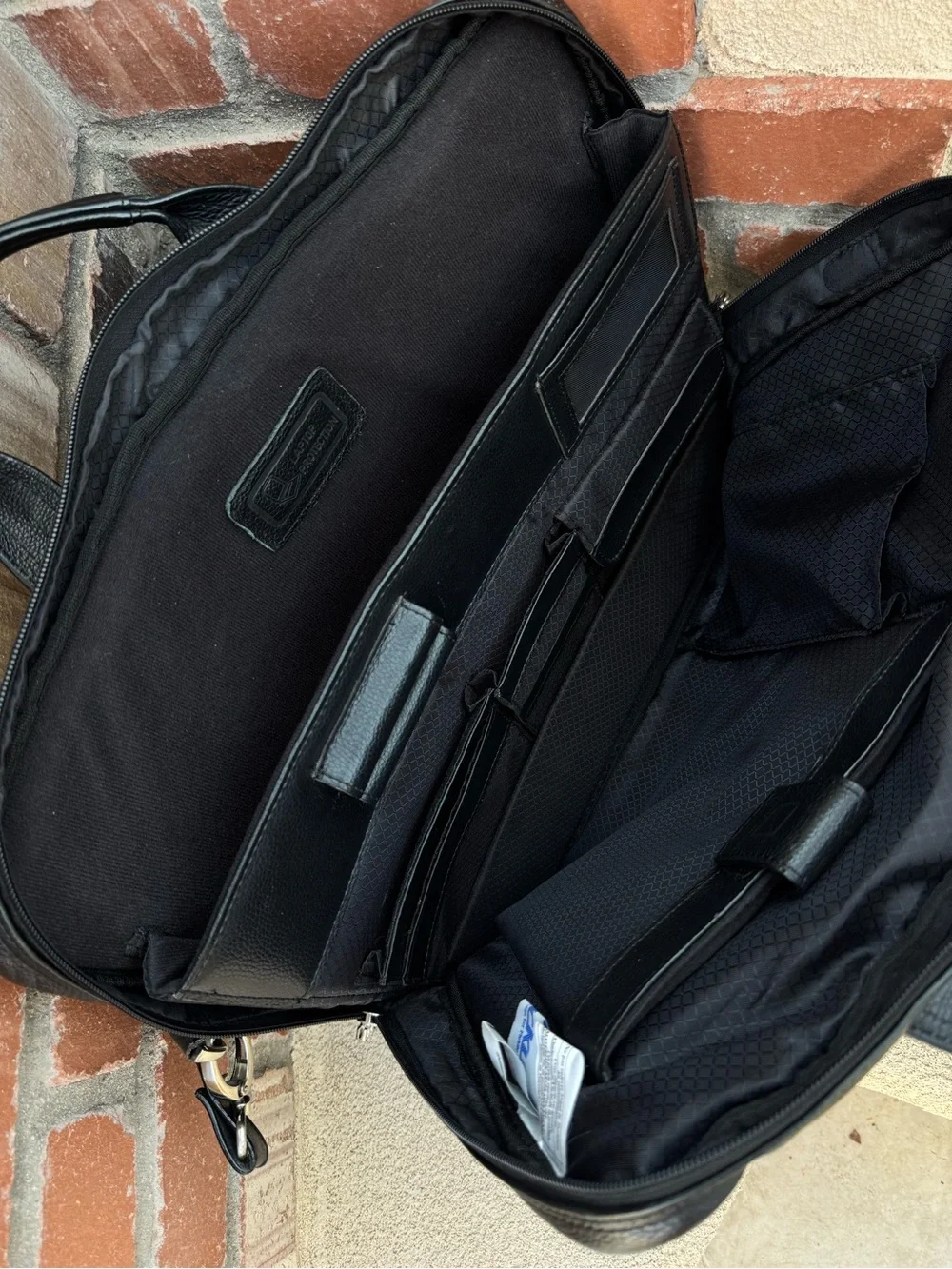 McKlein Bridgeport Black Leather Large 17” Laptop Briefcase